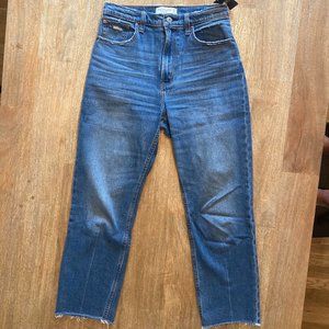 Abercrombie Ultra High Rise Ankle Straight Jeans | Sz 27